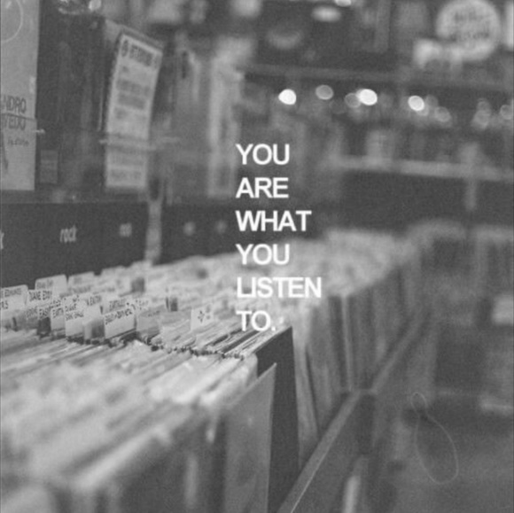 Meet the posher, Julie - Picture 6 of 8